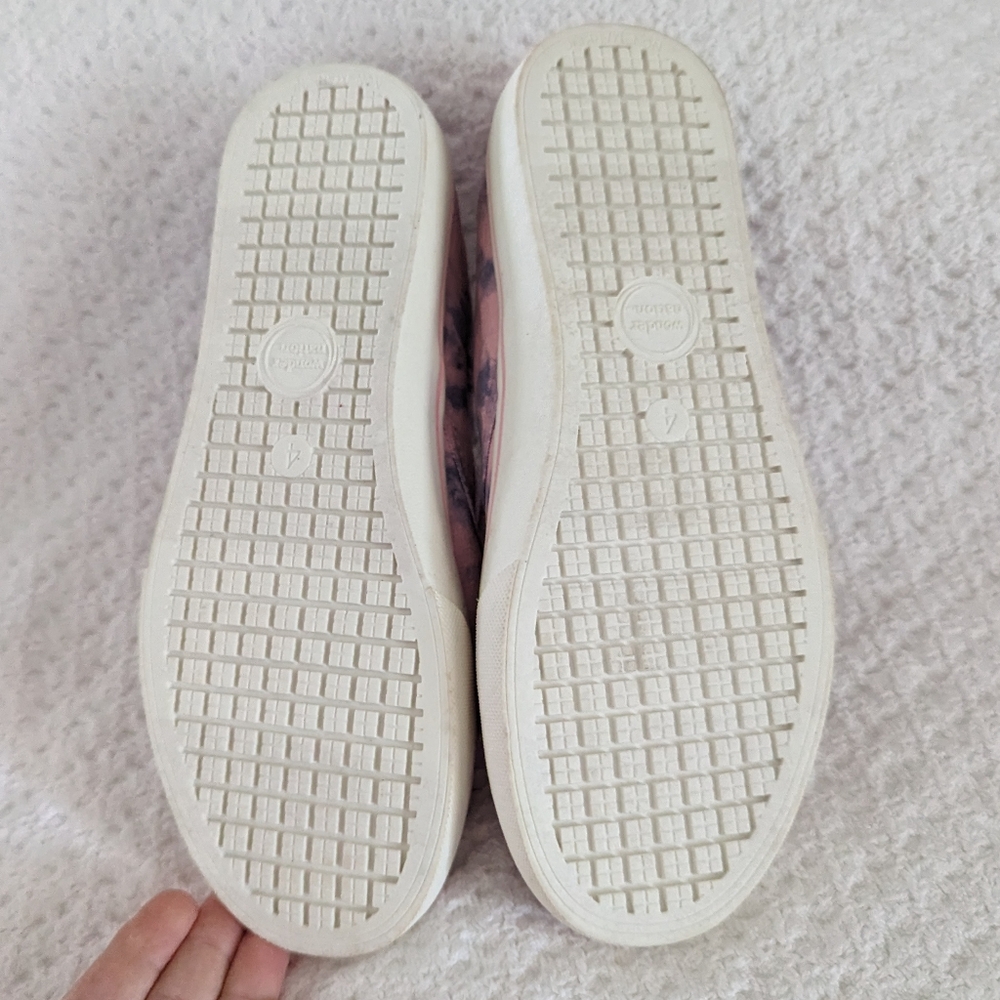 Wonder Nation Slip on canvas - Picture 4 of 4